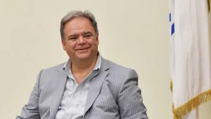 Condò duro: «Milan club allo sbando, nell’ultimo quarto di stagione un sacco vuoto. Allegri si è illuso di poter gestire»