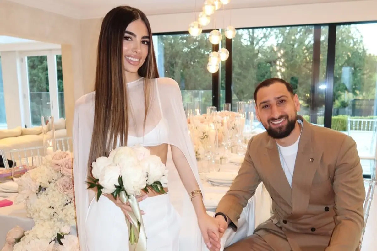 Donnarumma sorprende sui social: "Ho firmato un contratto" 27 Alessia Enfante e Donnarumma vestiti per le nozze