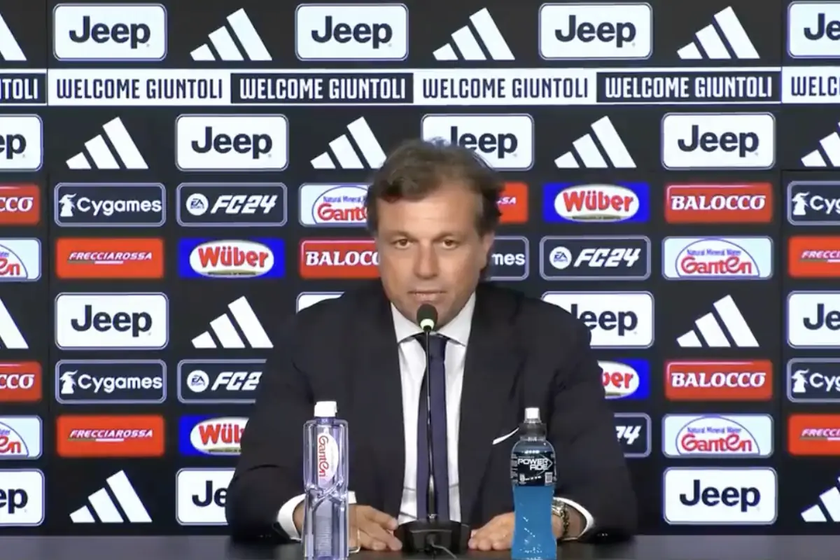 Tare via, c'è il nome del sostituto: Allegri non può più restare 27 Giuntoli in conferenza