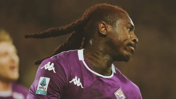 Kean esulta con la Fiorentina