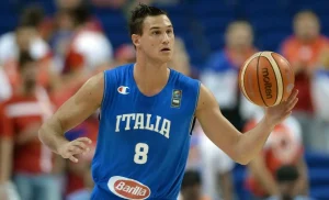 Gallinari sul momento no del Milan: «Manca una figura come Maldini, ci vorrebbero persone come lui in società»