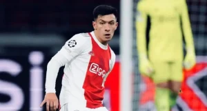 Calciomercato Milan, per la difesa spunta anche il nome di Lisandro Martinez!