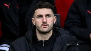 Santiago Gimenez, il nuovo infortunio complica i piani del Milan: ecco la possibile soluzione