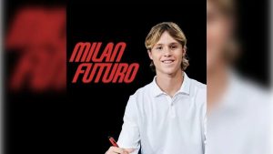 Comotto a Cronache di Spogliatoio: «La Serie B mi ha cambiato, sogno la Nazionale maggiore e mi ispiro a Tonali e Modric»