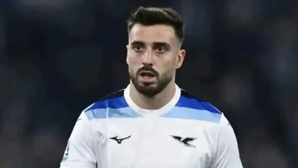 Mario Gila, difensore della Lazio