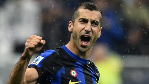 Mkhitaryan (2)