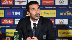 Buffon: «Bello parlare con Maldini e Leonardo, mi avevano proposto un ruolo da dirigente delle nazionali»