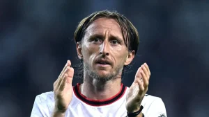 Luka Modric non si ferma: il centrocampista del Milan convocato per la Nations League con la Croazia