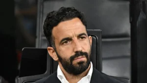 Amorim a Dazn: «Loftus-Cheek ha tutto, ma deve restare all’interno della partita. Rabiot a centrocampo? Vi spiego la mia scelta»