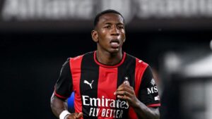 Estupinan, ottimismo per il recupero: il Milan attende gli esami a Milanello