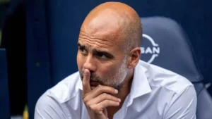 Guardiola rompe il silenzio dopo la sentenza sul Manchester City: «Al fianco del club più che mai»