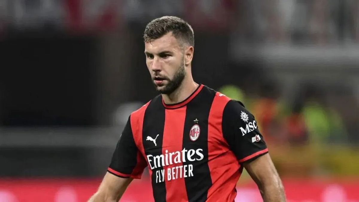 Strahinja Pavlovic a Casa Milan, rinnovo fino al 2031 per il difensore serbo