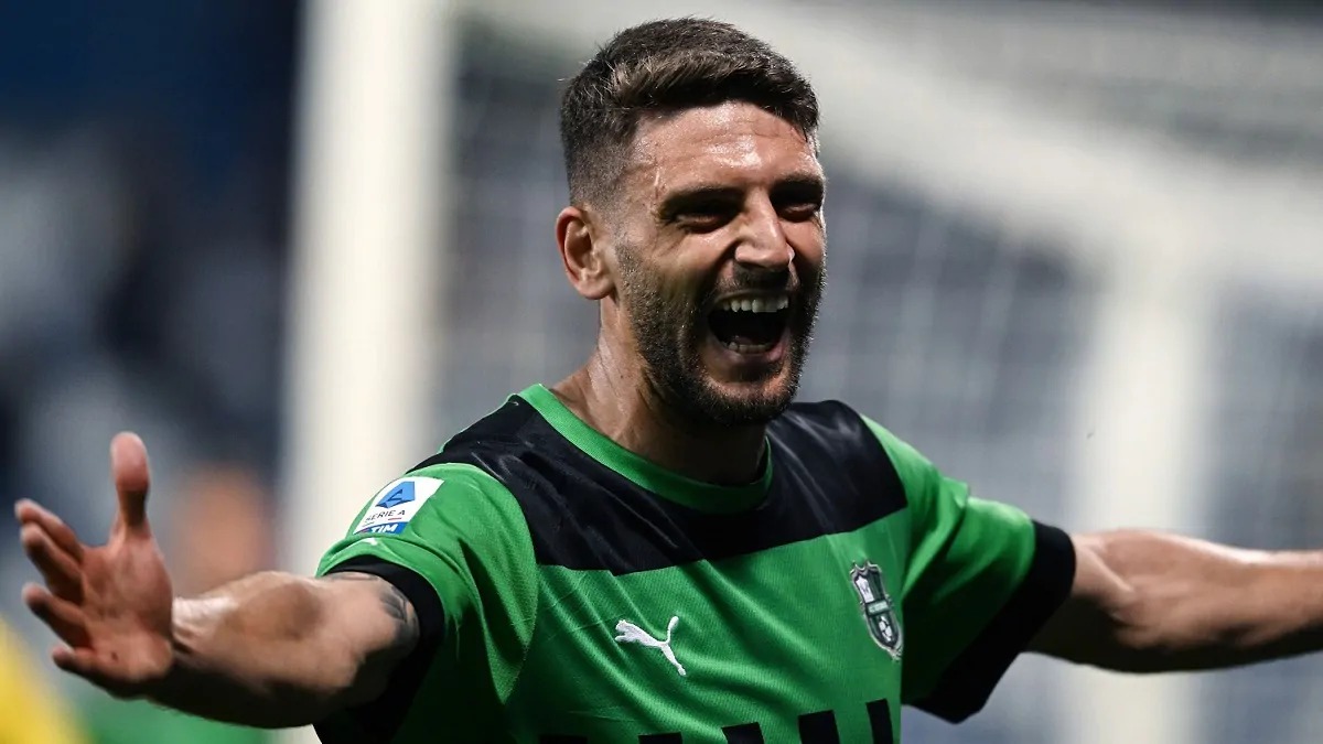 Berardi da incubo per il Milan, il capitano del Sassuolo quando vede rossonero si scatena: gol e assist a volontà!